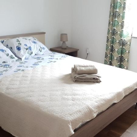 Apartman Lena Pola Esterno foto